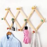 COLLAPSIBLE WOODEN HANGER - Image 3