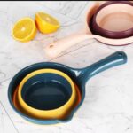 COLLAPSIBLE SILICONE-PLASTIC LONG HANDLE BAILER / SCOOP BOWL - Image 3
