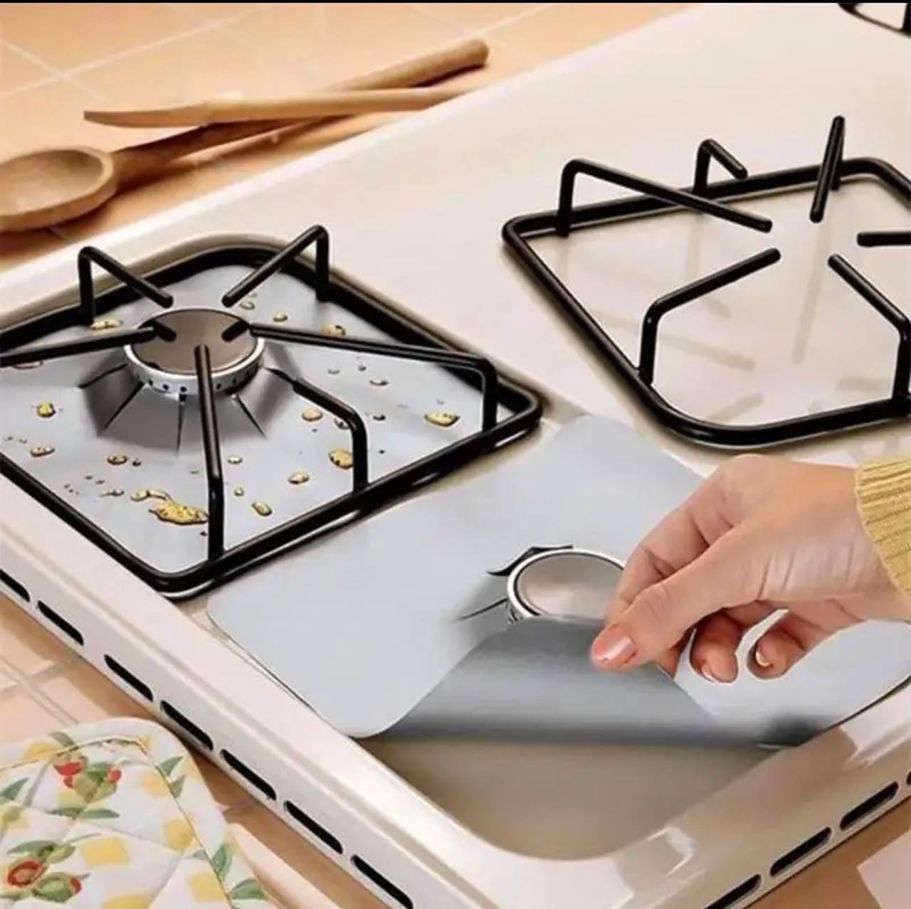img_4830 4in1 NON-STICK FOIL GAS/STOVETOP REUSABLE LINER COVER SHIELD - Image 1