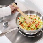 WOODEN 4PCS KITCHEN COOKING SPOON SET WITH HOLDER - Image 6