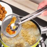 MESHED STAINLESS STEEL SEIVE / TONGS