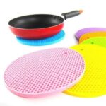 MULTIFUNCTION SILICONE NON-SLIP HEAT-RESISTANT POT PLACEMAT / TABLEWARE MAT - Image 2