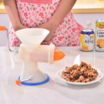 MULTIFUNCTIONAL MANUAL BLENDER / GRINDER / GRATER (BEANS GRINDER)
