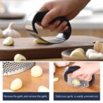 STAINLESS STEEL MANUAL GARLIC PRESS CRUSHER / CHOPPER / MASHER - Image 3