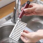 STAINLESS STEEL WAVY FRENCH FRY MAKER / CRINKLE CUTTER / VEGETABLE CHOPPER - Image 7