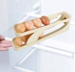 THICKENED PLASTIC AUTOMATIC SCROLLING EGG RACK - Image 3