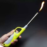 MANUAL GAS LIGHTER WITH REFILL BOTTLE